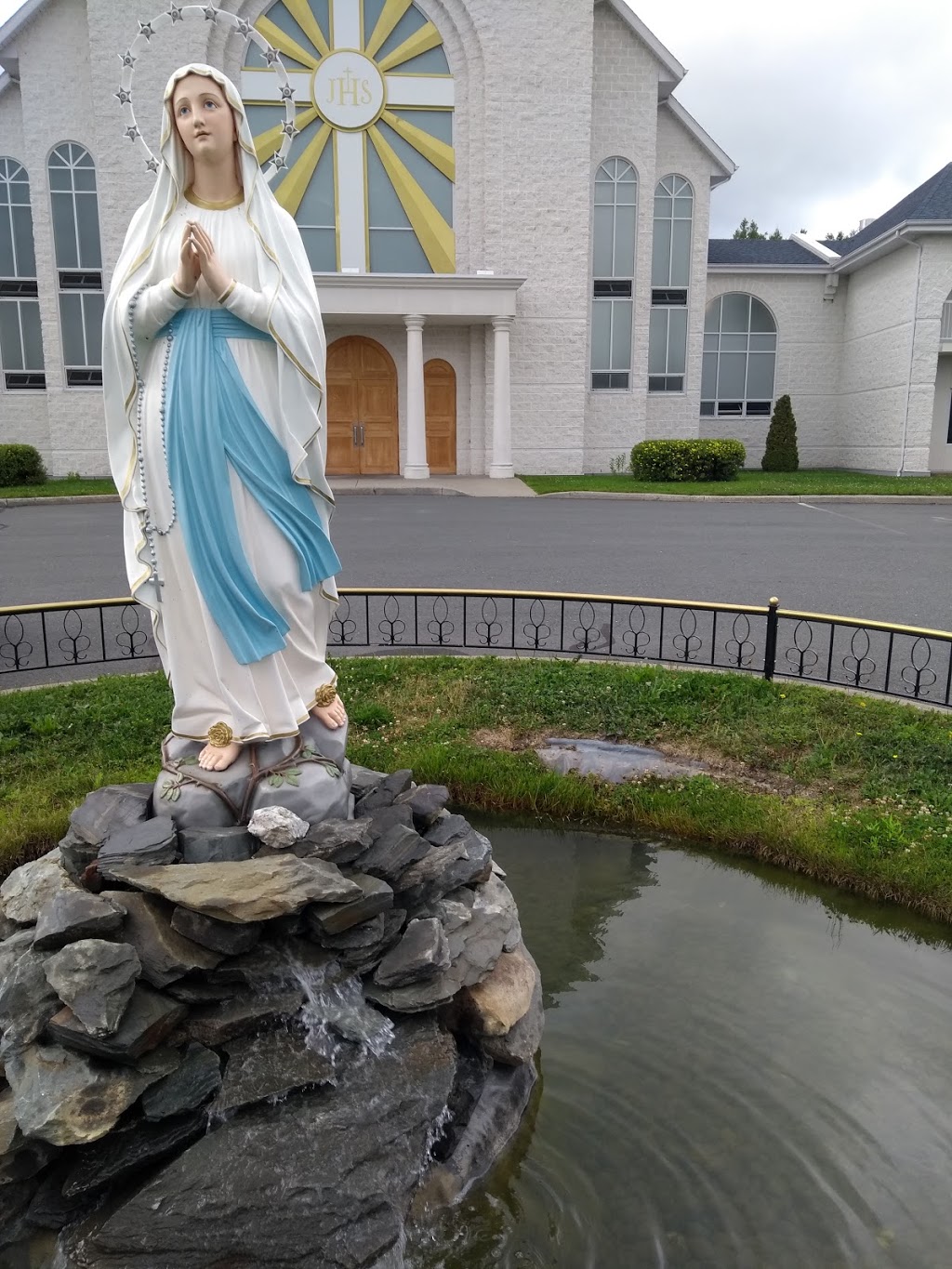 Spiri-Maria-Alma | 626 Route du Sanctuaire, Lac-Etchemin, QC G0R 1S0, Canada | Phone: (418) 625-3333