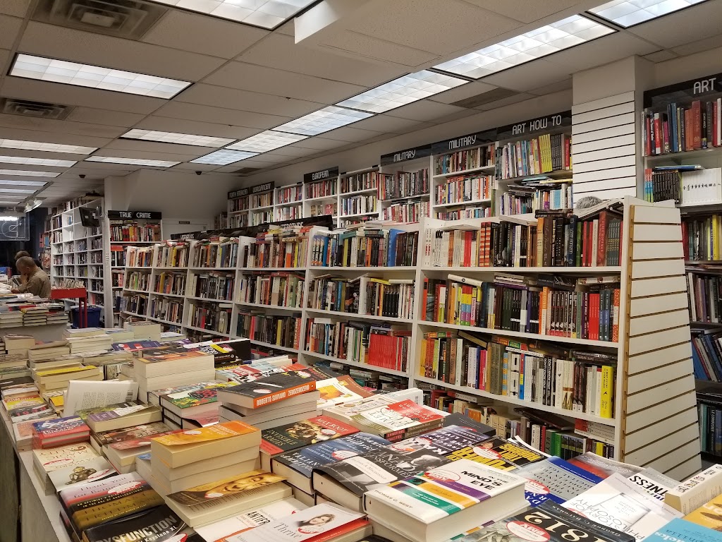 BMV Books | 10 Edward St, Toronto, ON M5G 1C9, Canada | Phone: (416) 977-3087