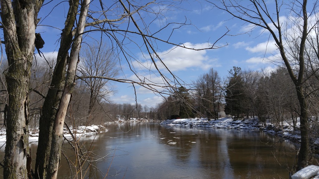 Parc et Centre Saint-Jean-Bosco | 249 Chemin du Golf East, Saint-Charles-Borromée, QC J6E 8L1, Canada | Phone: (450) 759-3362