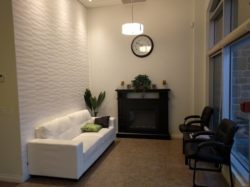 Massage Addict | 6081 Hazeldean Rd Unit 10B, Stittsville, ON K2S 1B9, Canada | Phone: (613) 435-8986