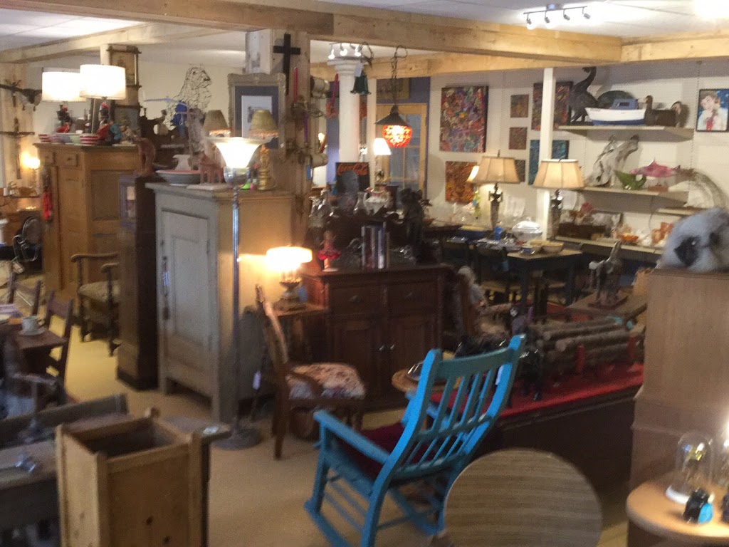 Denis Lavallée, antiquaire & galeriste | 2843 Chemin Royal, Sainte-Famille, QC G0A 3P0, Canada | Phone: (819) 268-8787