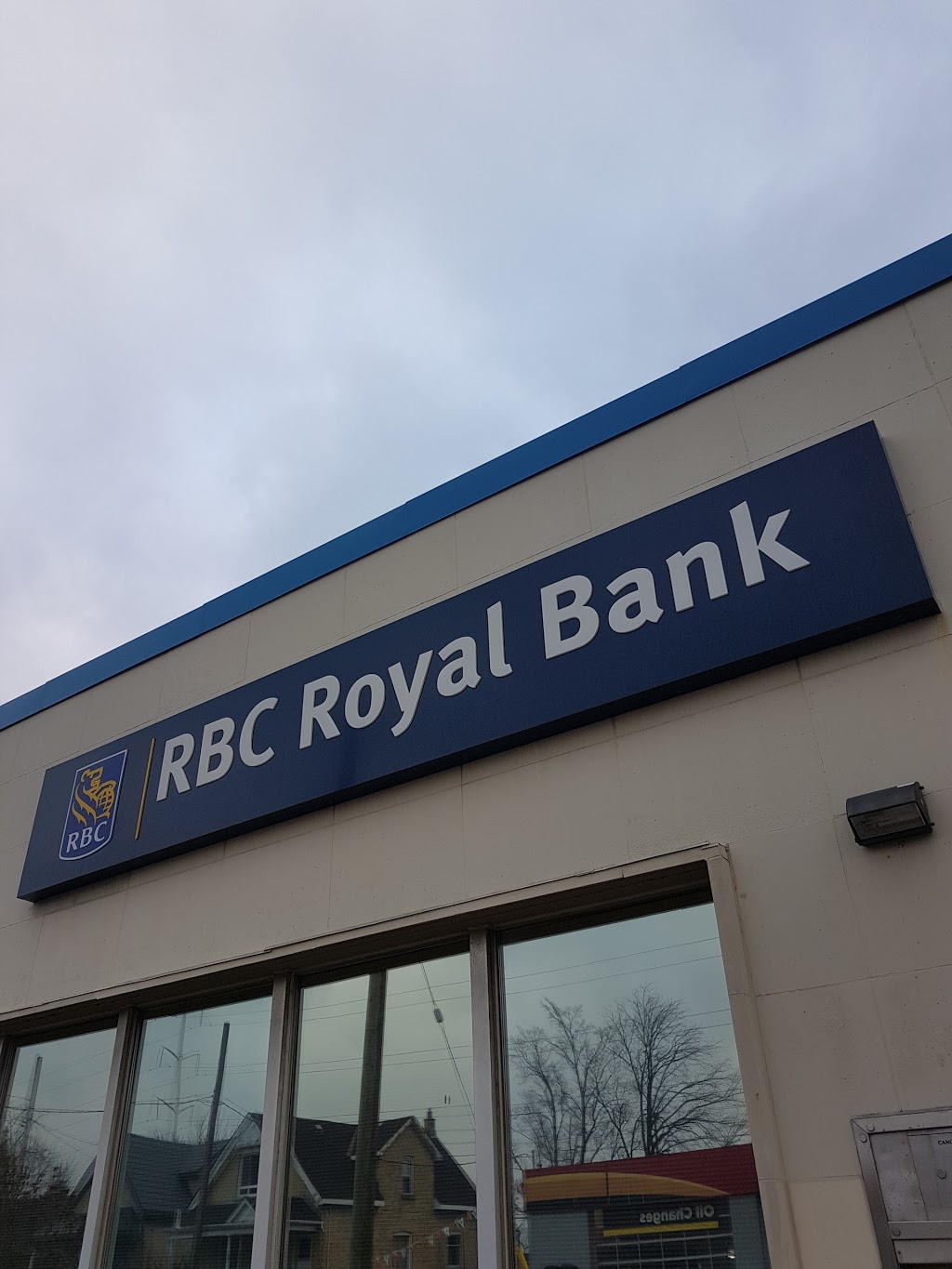 RBC Royal Bank | 96 Fanshawe Park Rd E, London, ON N5X 4C5, Canada | Phone: (519) 660-4200