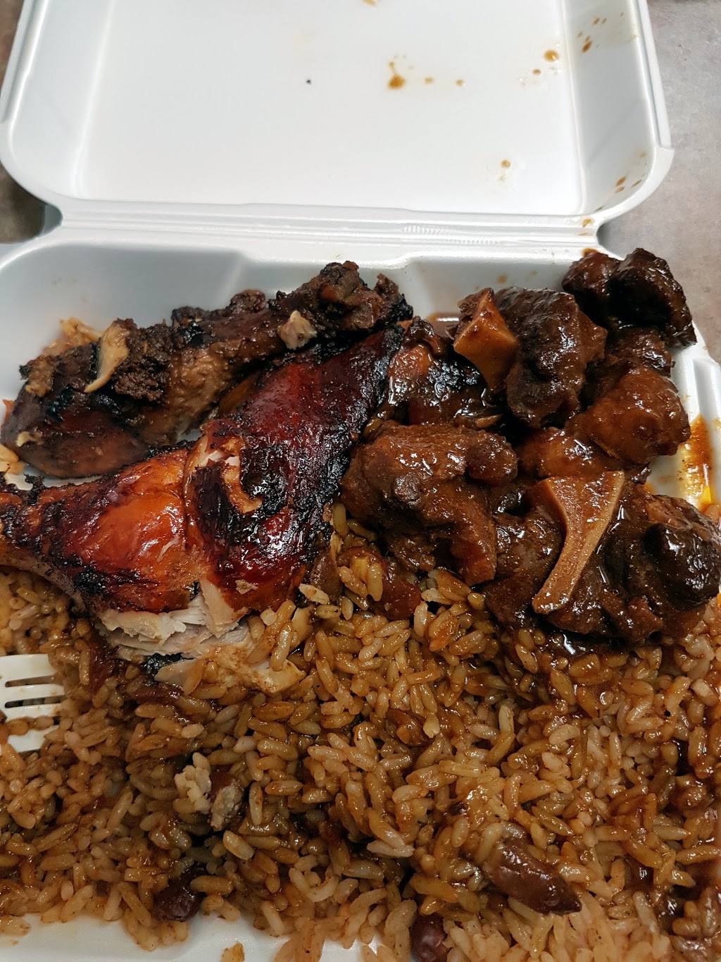 Tunup Islands Caribbean Foods | Trethewey Dr, Toronto, ON M9N 2R5, Canada | Phone: (647) 344-1344