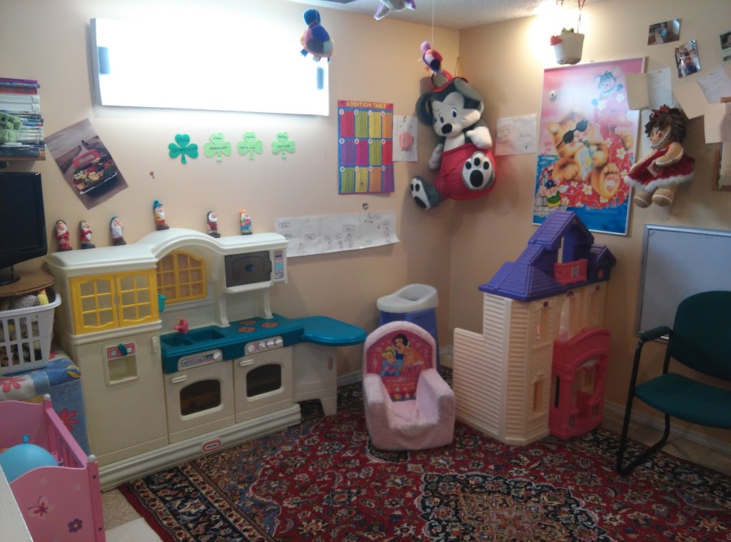 Nayerehs Dayhome/Daycare in Woodlands | 212 Woodpark Pl SW, Calgary, AB T2W 2S5, Canada | Phone: (403) 251-2018