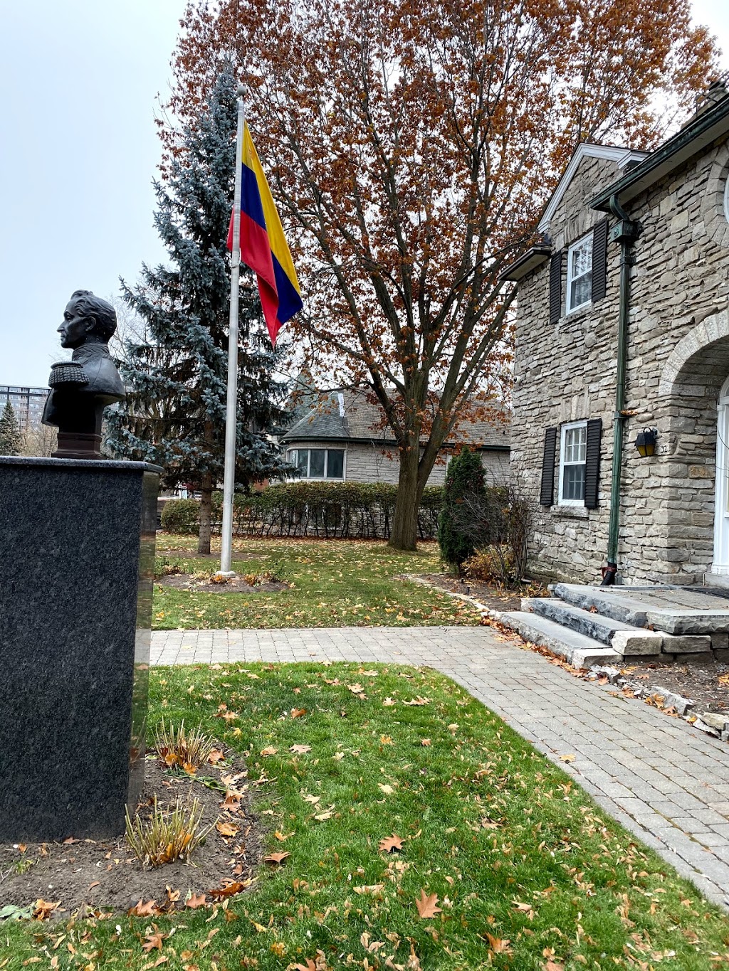 Embassy of the Bolivarian Republic of Venezuela | 32 Range Rd, Ottawa, ON K1N 8J4, Canada | Phone: (613) 235-5151