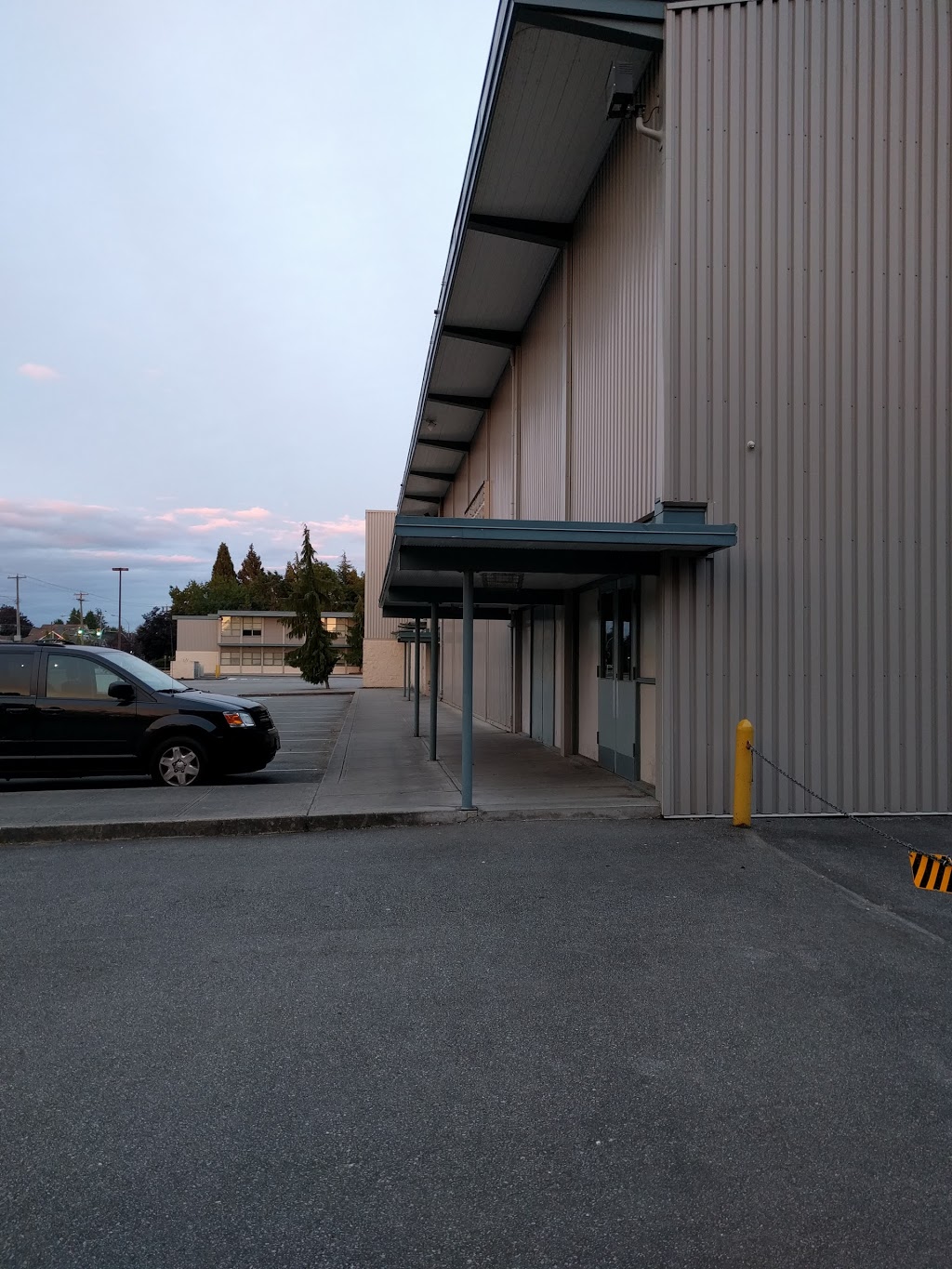 Hugh McRoberts Secondary | 8980 Williams Rd, Richmond, BC V7A 1G6, Canada | Phone: (604) 668-6600