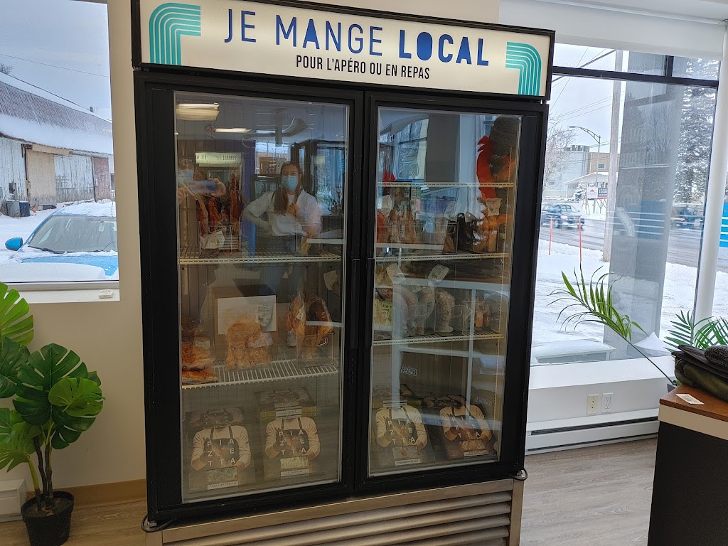 Boutique Je bois local (Secteur Duplessis) | 7649 Bd Wilfrid-Hamel, Québec, QC G2G 1C3, Canada | Phone: (418) 520-4835