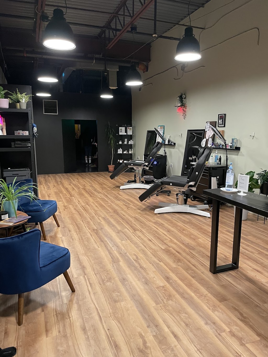 Studio de tatouage Fill the VOID | 79 Chem. Saint-François-Xavier, Candiac, QC J5R 4V4, Canada | Phone: (450) 635-5411