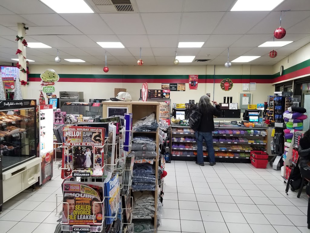 7-Eleven | 1395 Marine Dr, West Vancouver, BC V7T 1B6, Canada | Phone: (604) 922-4611