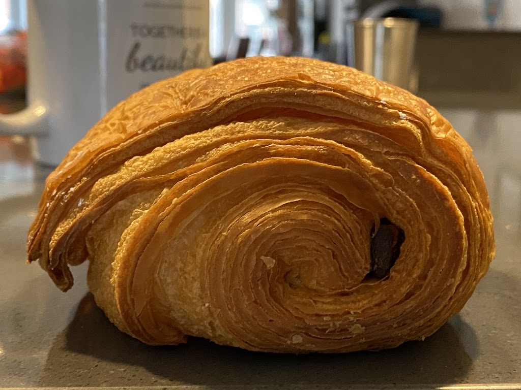 Boulangerie Le Toledo | 4448 Rue Wellington, Verdun, QC H4G 1W5, Canada | Phone: (438) 380-2248