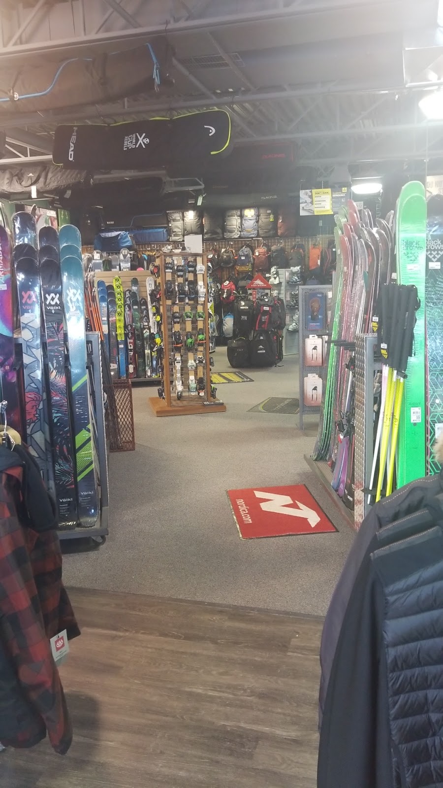 Pacesetter Ski Shoppe | 10054 167 St NW, Edmonton, AB T5P 3W4, Canada | Phone: (780) 483-2005