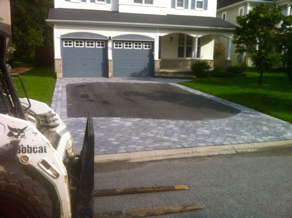 Custom Interlocking | 4083 Prince of Wales Dr, Ottawa, ON K2C 3H2, Canada | Phone: (613) 620-2477