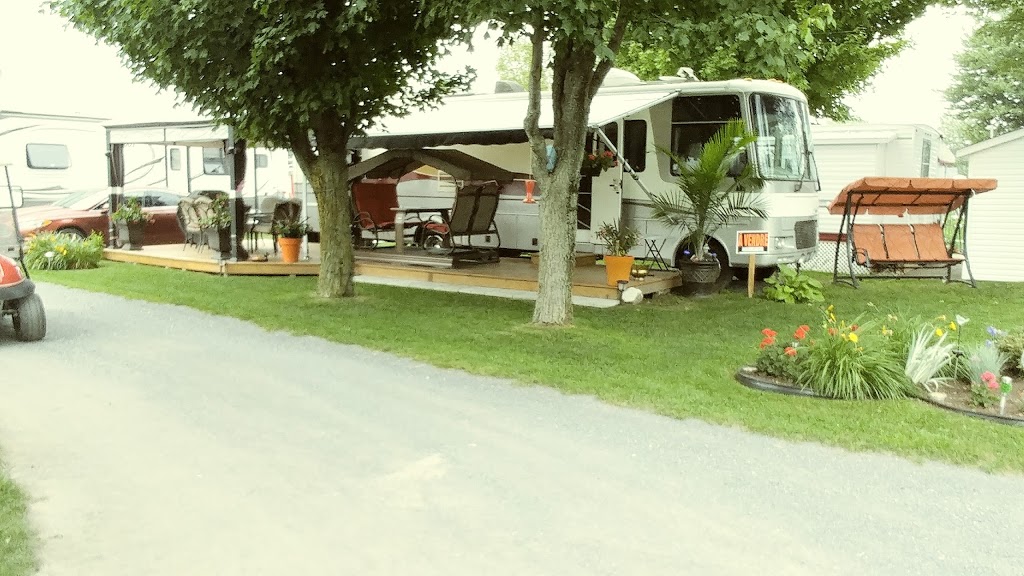 Camping La Détente Inc | 1580 Rue Fontainebleau, Drummondville, QC J2B 8T7, Canada | Phone: (819) 478-0651