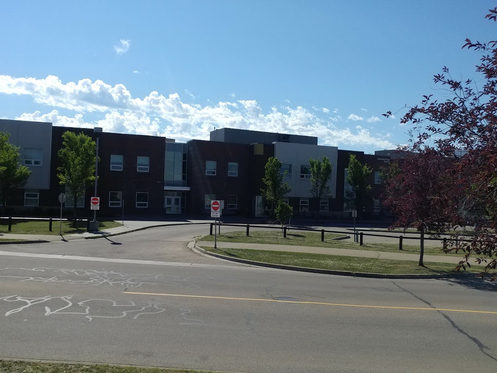Lakeland Ridge School | 101 Crimson Dr, Sherwood Park, AB T8H 2P1, Canada | Phone: (780) 416-9018