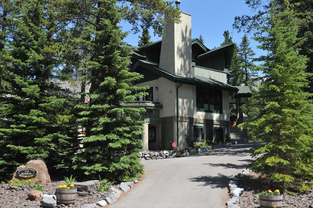 Grandview Chalet | 112 McNeill, Canmore, AB T1W 2R8, Canada | Phone: (844) 849-4555