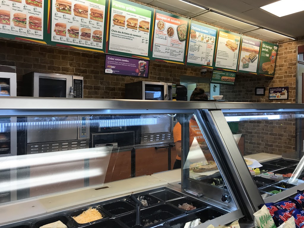 Restaurant SUBWAY | 3500 Chemin des Quatre-Bourgeois, Québec, QC G1W 2L2, Canada | Phone: (418) 651-1314