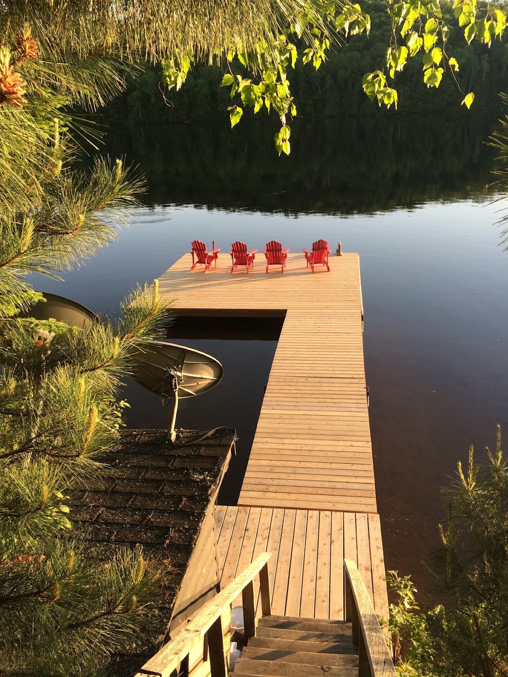 Hay Lake Cabins | 1361 McRae Hay Lake Rd, Whitney, ON K0J 2M0, Canada | Phone: (416) 797-0232