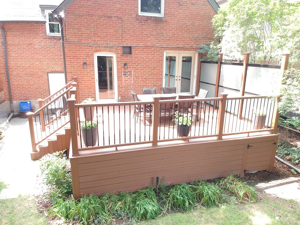 Deck Builder Alliston | 92 Young St #49, Alliston, ON L9R 1P8, Canada | Phone: (705) 467-0624