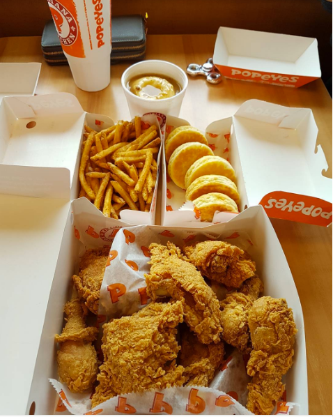 Popeyes Louisiana Kitchen | 1525 Dundas St E #4, Whitby, ON L1N 2K6, Canada | Phone: (905) 430-7775