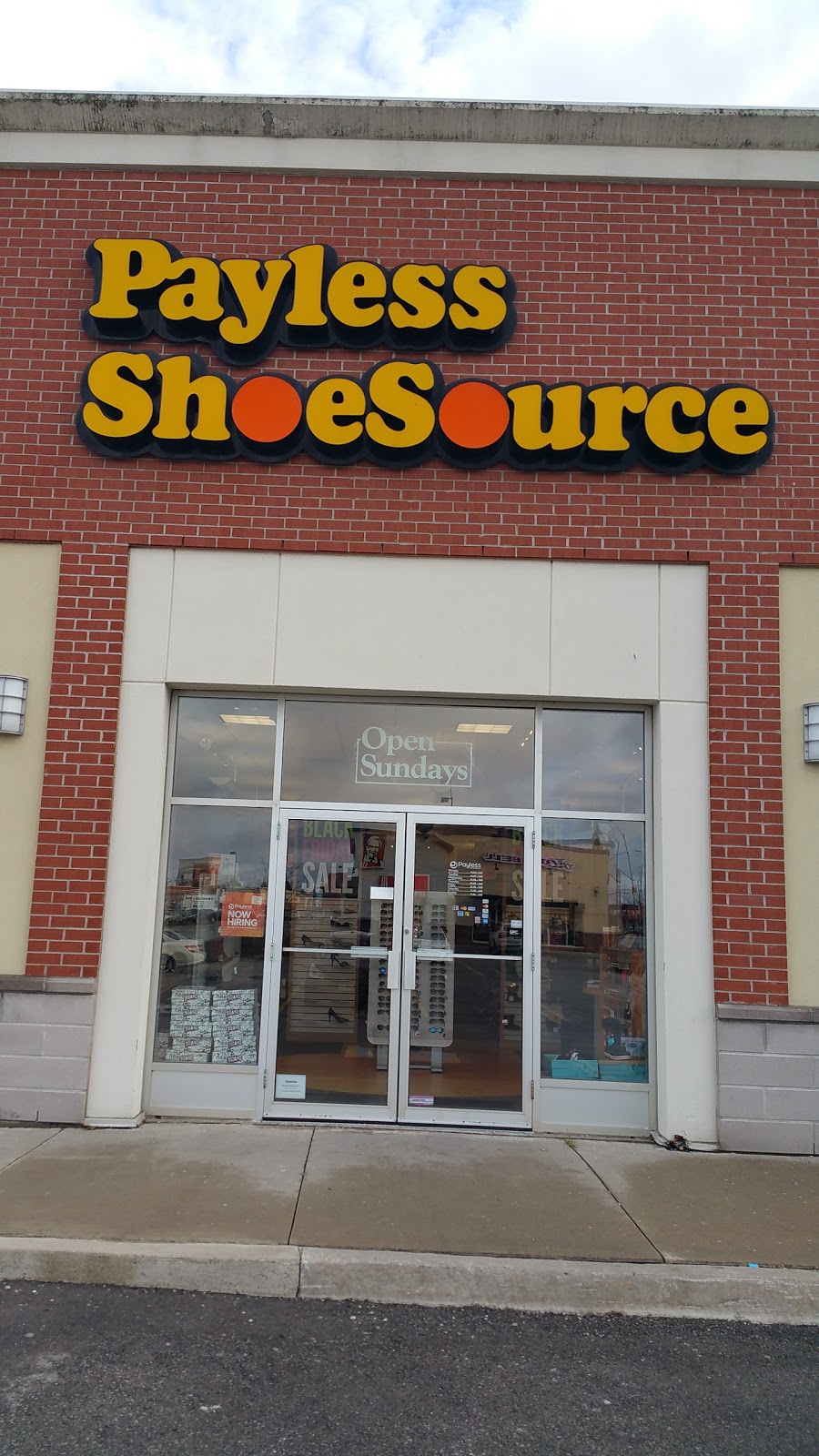 Payless ShoeSource | 1070 Major Mackenzie Dr E #1, Richmond Hill, ON L4S 1P3, Canada | Phone: (905) 770-3167