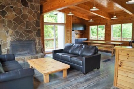 BLUE MOUNTAIN RENTALS: 219 Arlberg Cr 8L | 219 Arlberg Crescent, The Blue Mountains, ON L9Y 0M1, Canada | Phone: (705) 888-0660