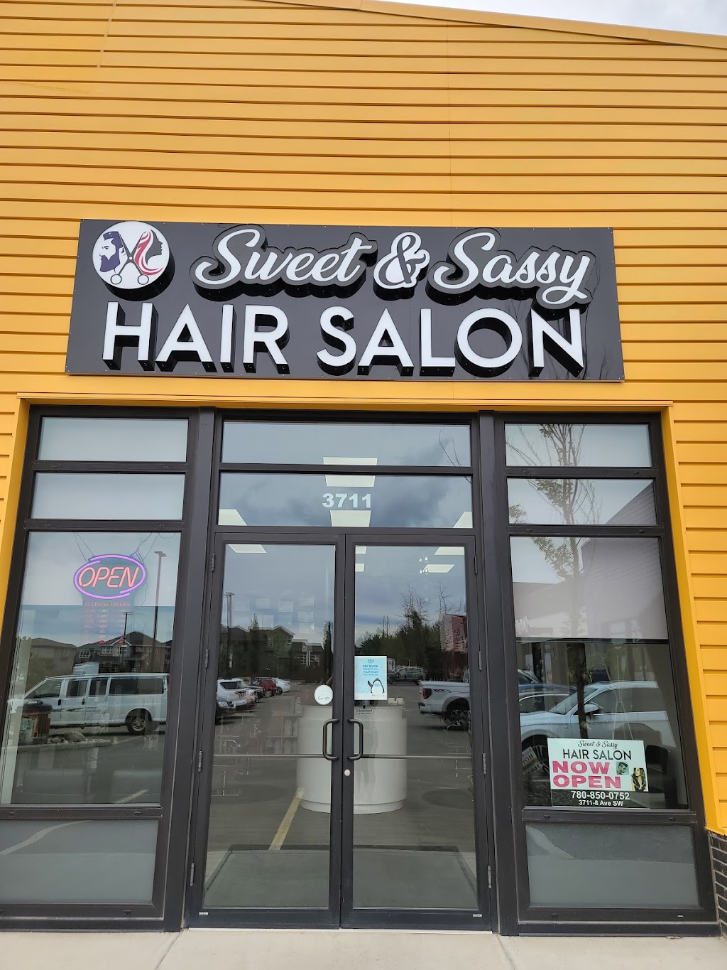 Sweet & sassy hair salon | 3711 8 Ave SW, Edmonton, AB T6X 2E9, Canada | Phone: (780) 850-0752