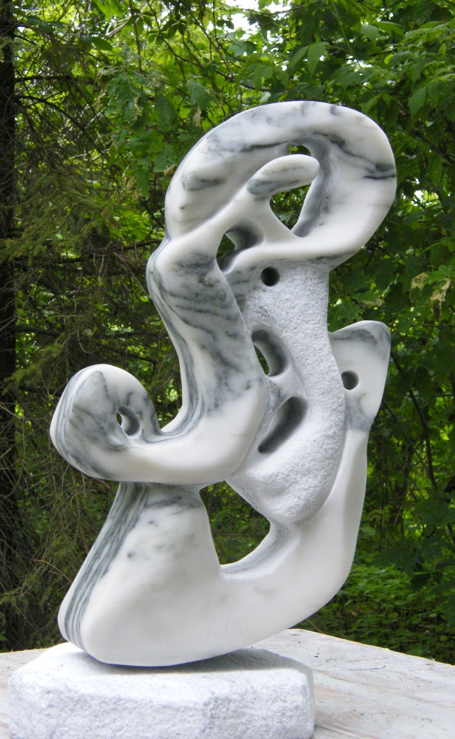 Marc Côté sculpteur sur pierre | 44 Chemin du Vieux Quai, Cap-Saint-Ignace, QC G0R 1H0, Canada | Phone: (418) 246-3614