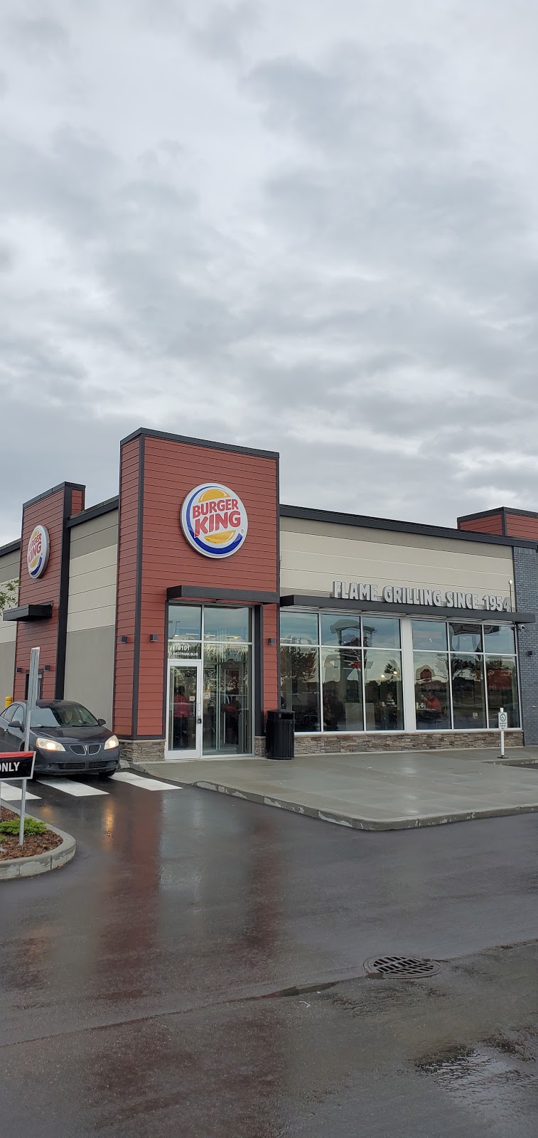 Burger King | 31 Westpark Blvd Unit 101, Fort Saskatchewan, AB T8L 4N2, Canada | Phone: (780) 589-0153