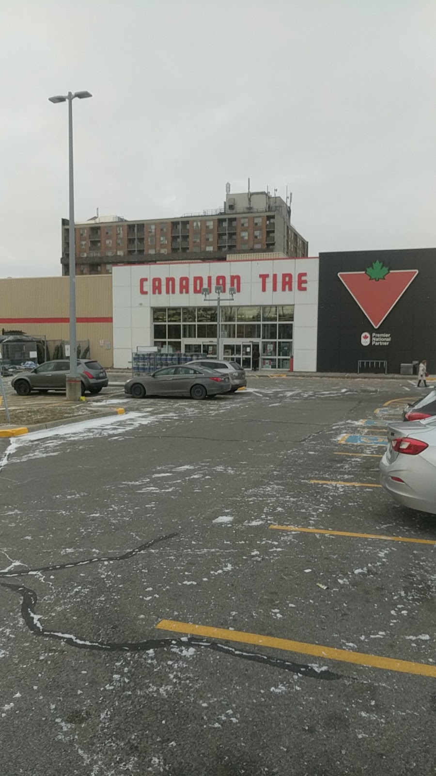 Canadian Tire - Kingston Rd, ON | 2850 Kingston Rd, Scarborough, ON M1M 1M7, Canada | Phone: (416) 261-3384