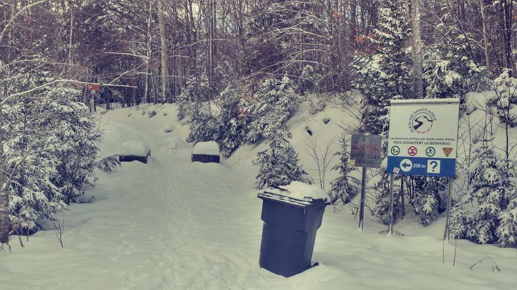 Stationnement P3 | Rue de Bernina, Sainte-Adèle, QC J8B 2Z7, Canada