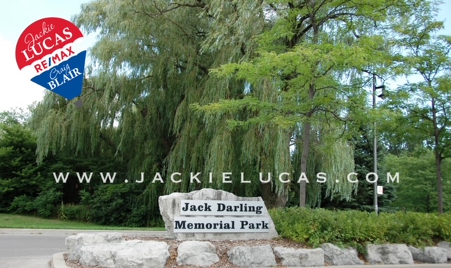 Jackie Lucas, Realtor | 1697 Lakeshore Rd W, Mississauga, ON L5J 1J4, Canada | Phone: (905) 339-9251