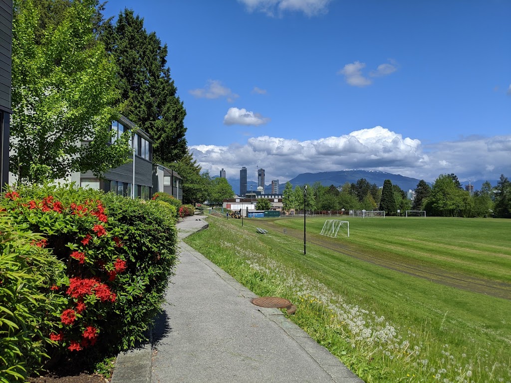 BCIT Student Housing | 4200 Willingdon Ave, Burnaby, BC V5G 4J3, Canada | Phone: (604) 432-8677