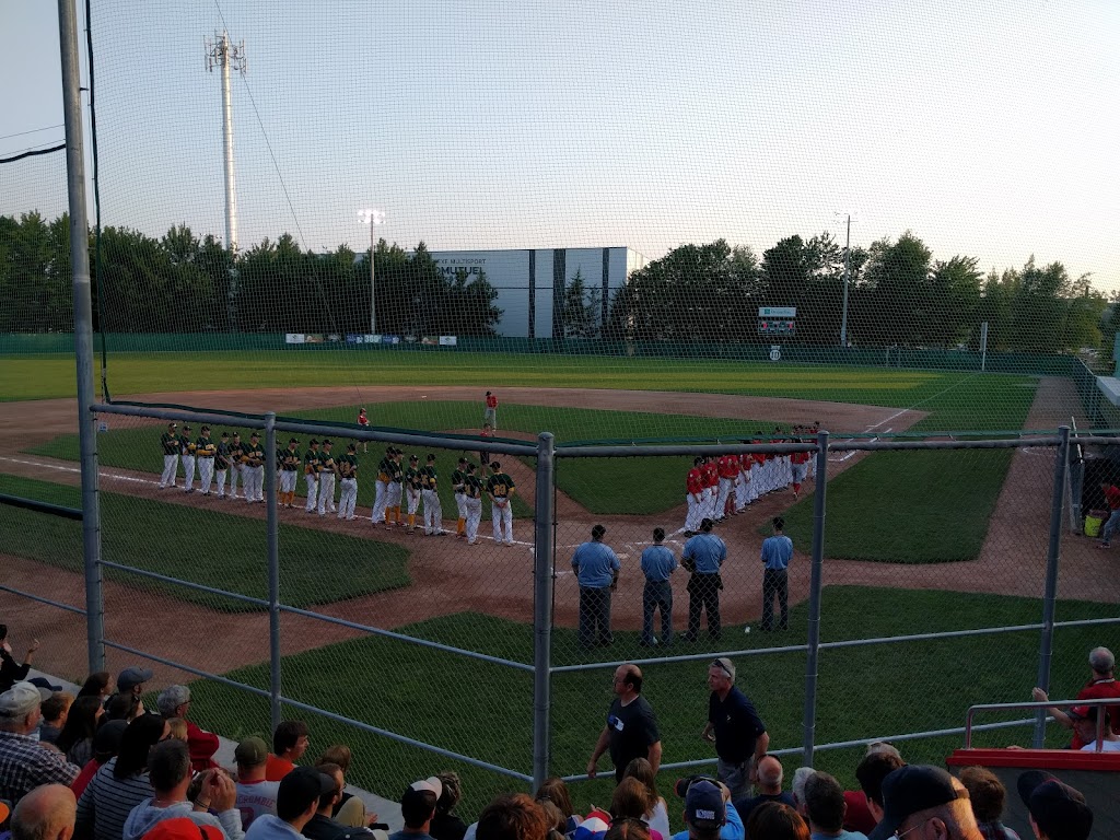 Stade de baseball Rémi-Deshaies | 75 Bd Labbé S, Victoriaville, QC G6P 0E4, Canada | Phone: (819) 758-1571