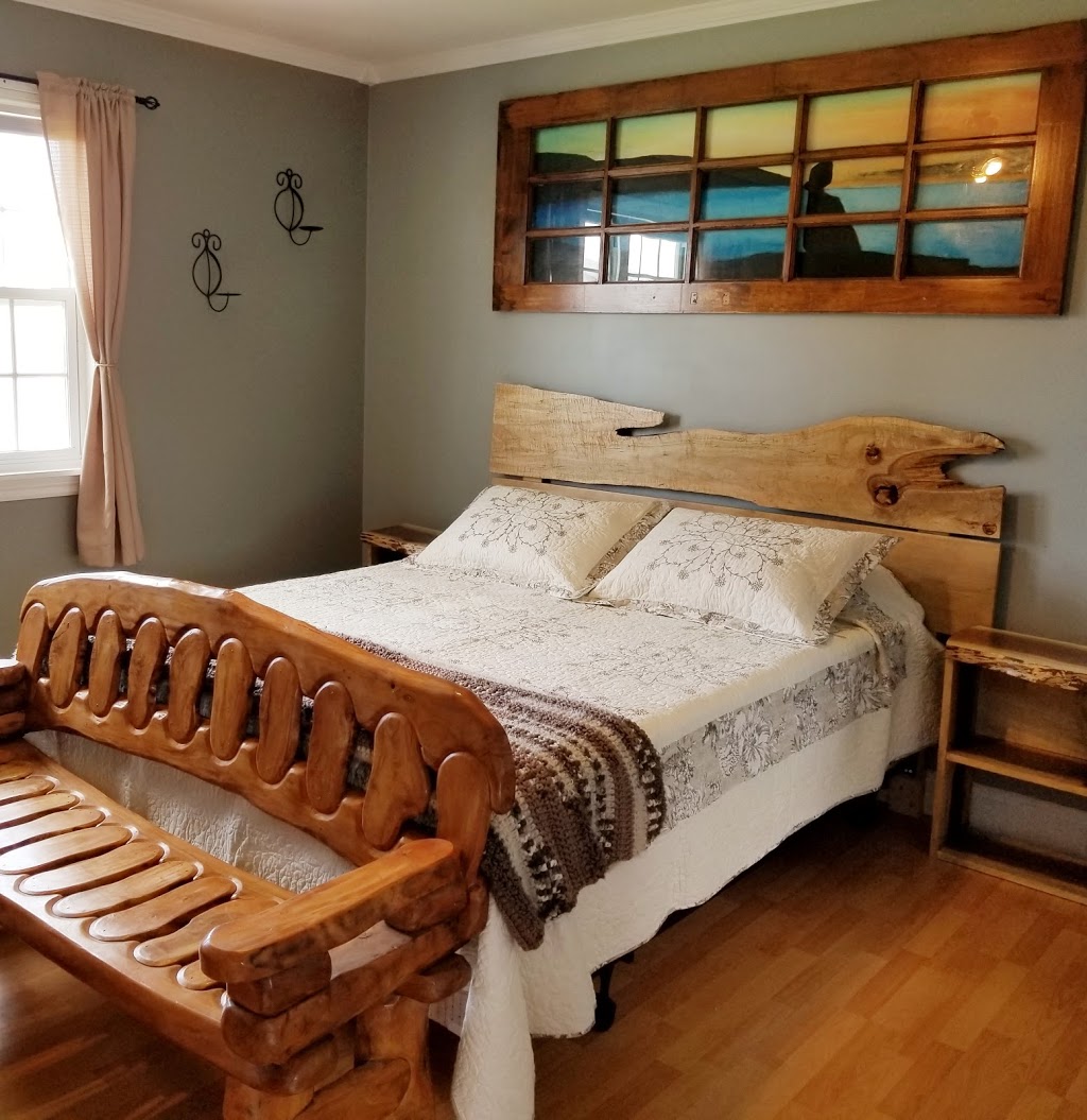 Authentic Bay of Fundy Vacation Homes | 15 Beach St, St. Martins, NB E5R 1C6, Canada | Phone: (506) 833-2333