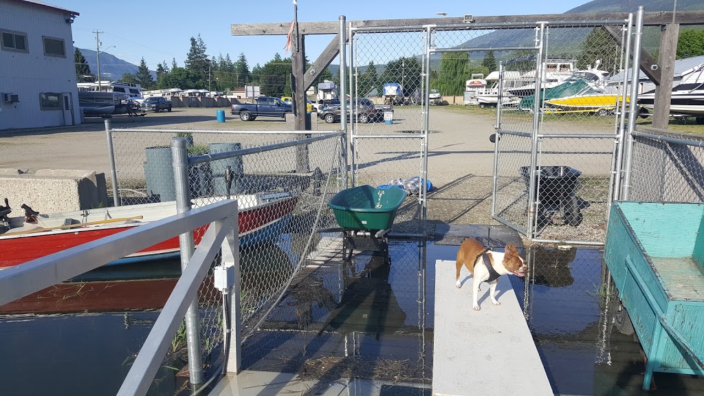 Shuswap Waterfront Marina | 113 Weddup St, Sicamous, BC V0E 2V0, Canada | Phone: (250) 517-0244