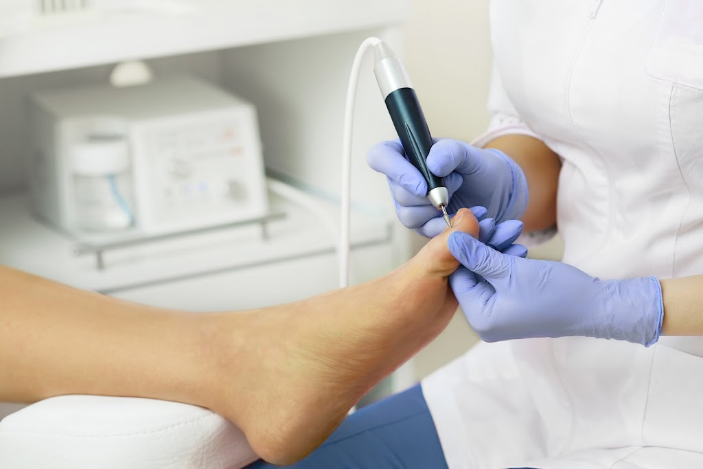 Soins de Pieds Josée Robert - infirmière | 400 Rue Meigs, Farnham, QC J2N 2C8, Canada | Phone: (450) 522-2799