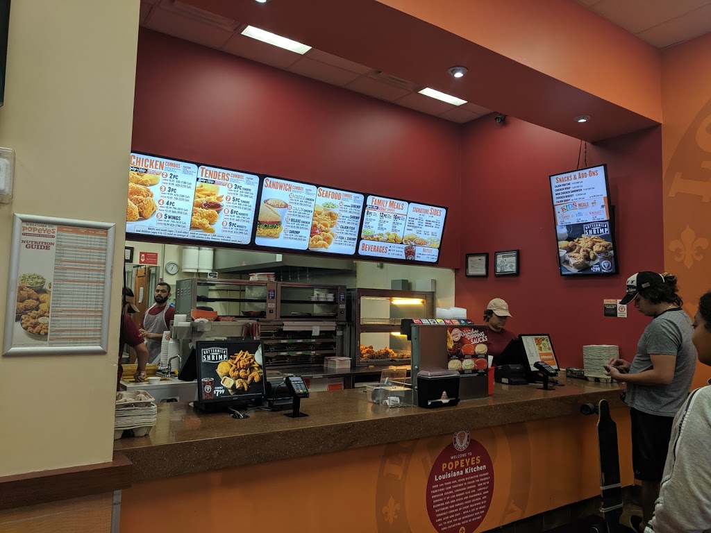 Popeyes | 2261 Islington Ave, Etobicoke, ON M9W 3W6, Canada | Phone: (416) 749-0500