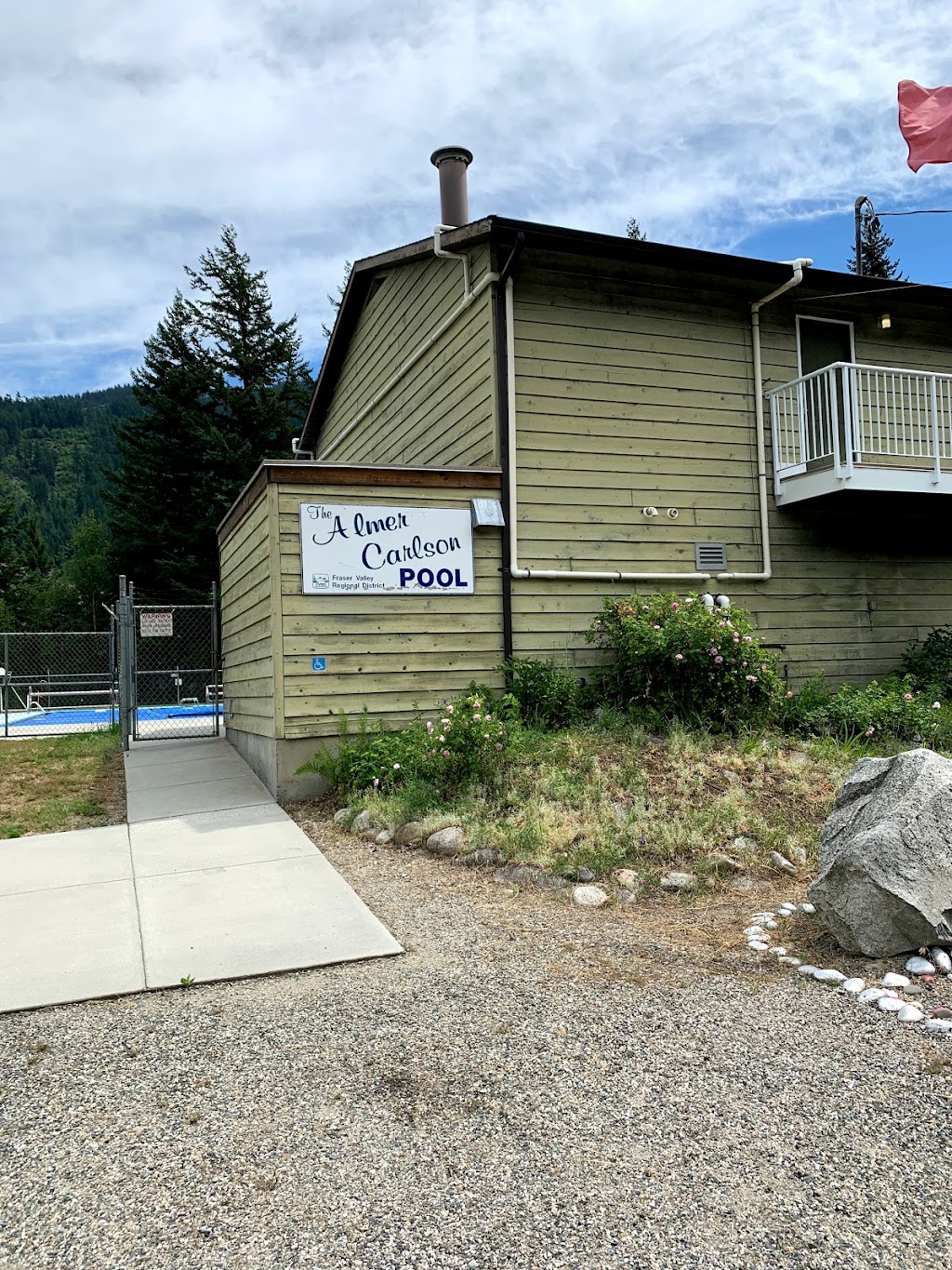 Almer Carlson Pool | 48846 Highline Rd, North Bend, BC V0K 1C1, Canada | Phone: (604) 867-9796