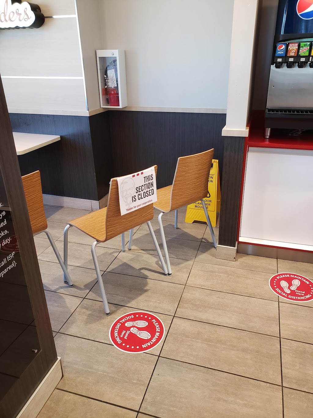 KFC | 10 Brandt St, Steinbach, MB R5G 1Y2, Canada | Phone: (204) 326-2216