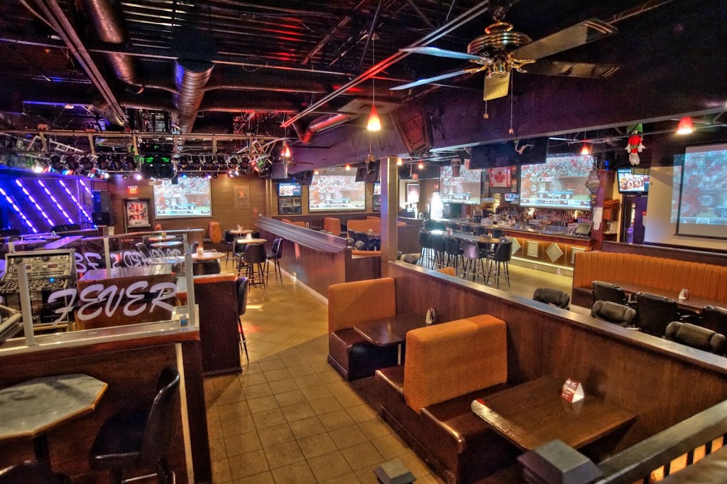 Richards Pub | 12150 161 Ave NW, Edmonton, AB T5X 5M8, Canada | Phone: (780) 457-3117