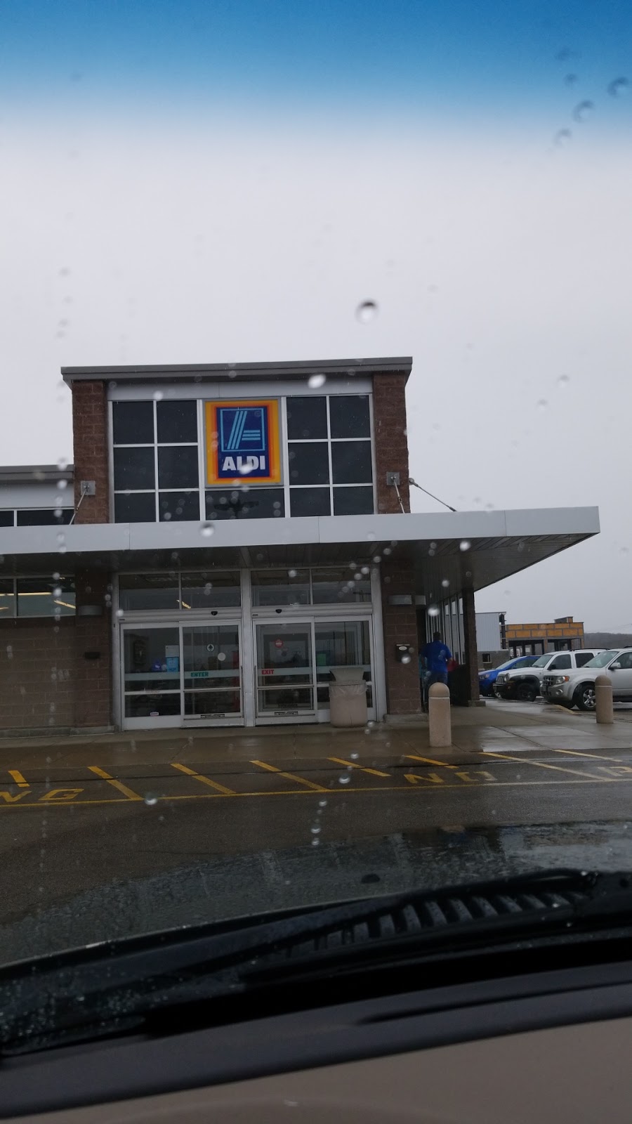 ALDI | 175 S Cascade Dr, Springville, NY 14141, USA | Phone: (855) 955-2534