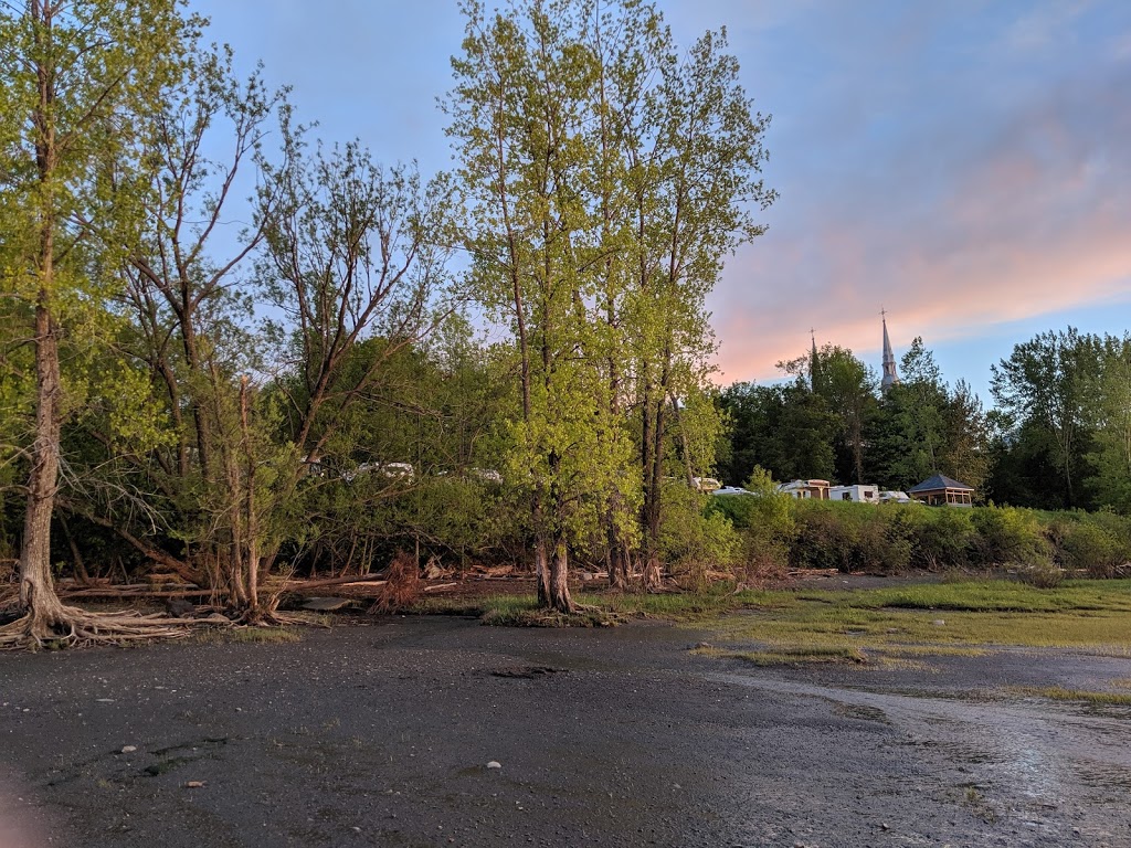 Camper Platz | 14 Côte Gédéon, Lotbinière, QC G0S 1S0, Canada