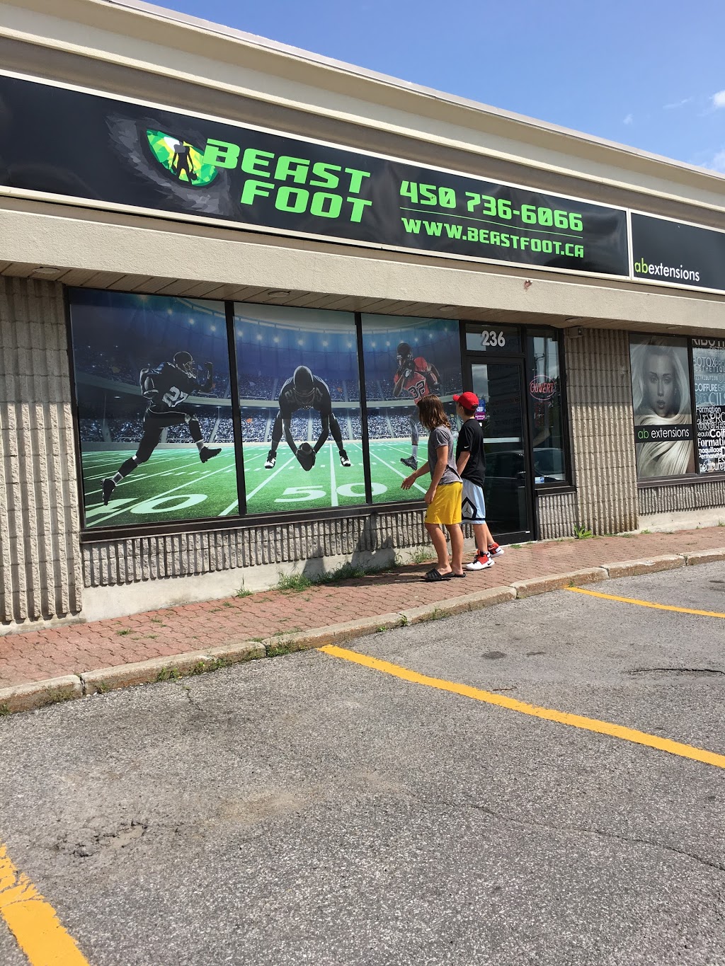 Beastfoot | 236 Boulevard Curé-Labelle, Sainte-Rose, QC H7L 3A2, Canada | Phone: (450) 736-6066