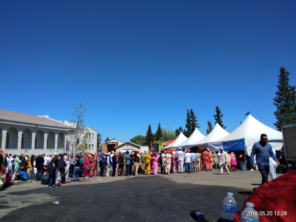 Gurdwara Siri Guru Singh Sabha | 4504 Mill Woods Rd S, Edmonton, AB T6L 6Y8, Canada | Phone: (780) 462-7454