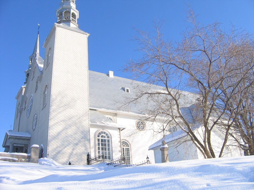 Église Sainte-Famille | 30 Place de lÉglise, Cap-Santé, QC G0A 1L0, Canada | Phone: (418) 285-2311