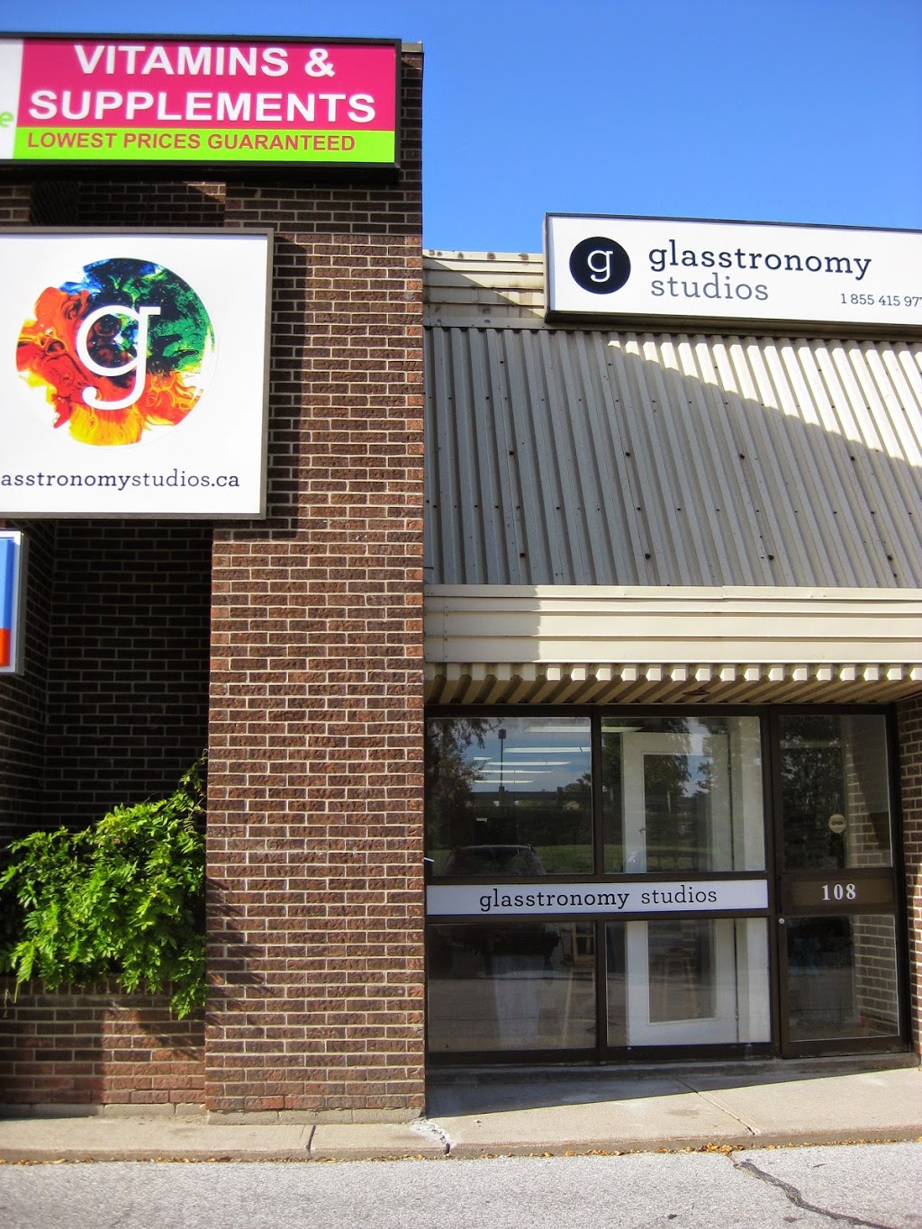 Glasstronomy Studios | 2600 John St #108, Markham, ON L3R 3W3, Canada | Phone: (855) 415-9777