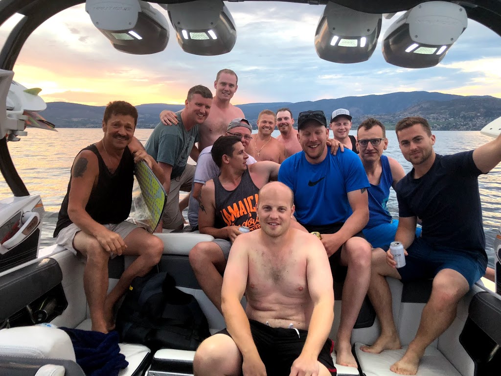 Wakebenders Boat Rental | 211 Bernard Ave, Kelowna, BC V1Y 1H2, Canada | Phone: (250) 550-6981