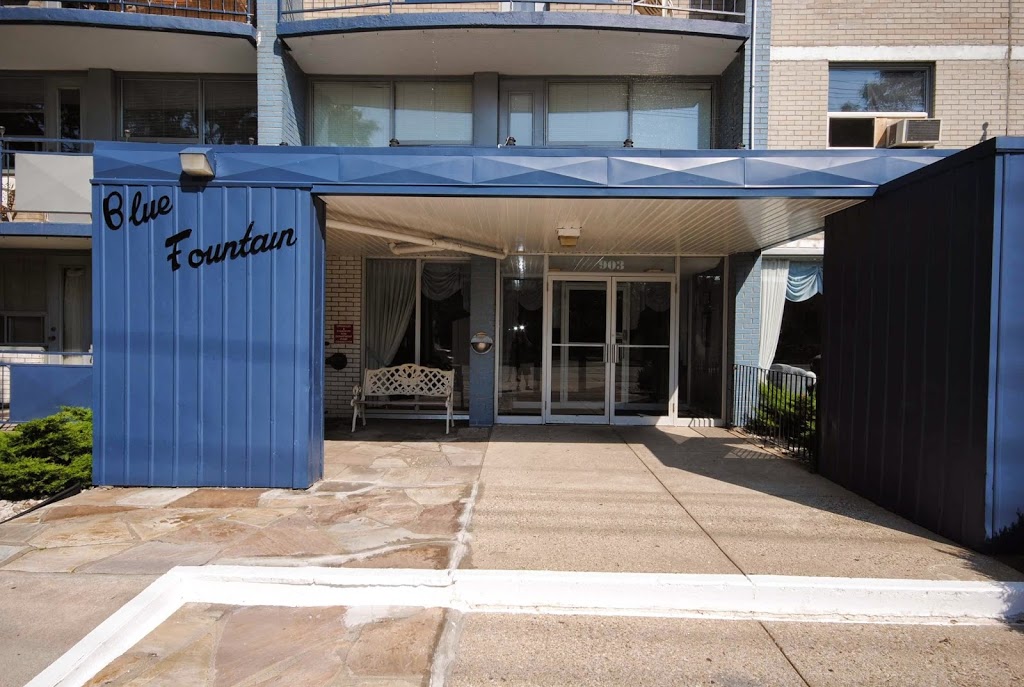 Blue Fountain Apartments | 903 Mohawk Rd E, Hamilton, ON L8T 2R7, Canada | Phone: (905) 389-3713