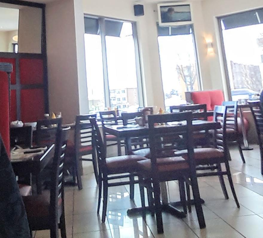 Restaurant Galeria | 890 Boulevard Curé-Labelle, Laval, QC H7V 2V4, Canada | Phone: (450) 682-9797