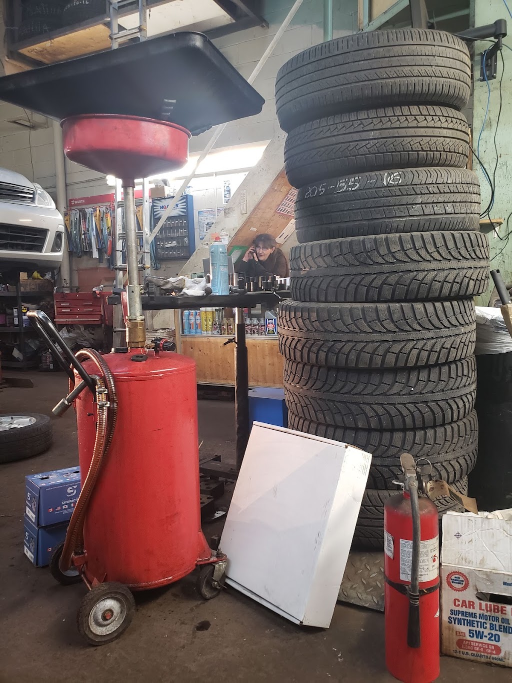 Garage Montilla | 5755 Av. Papineau, Montréal, QC H2G 2W3, Canada | Phone: (514) 284-9299